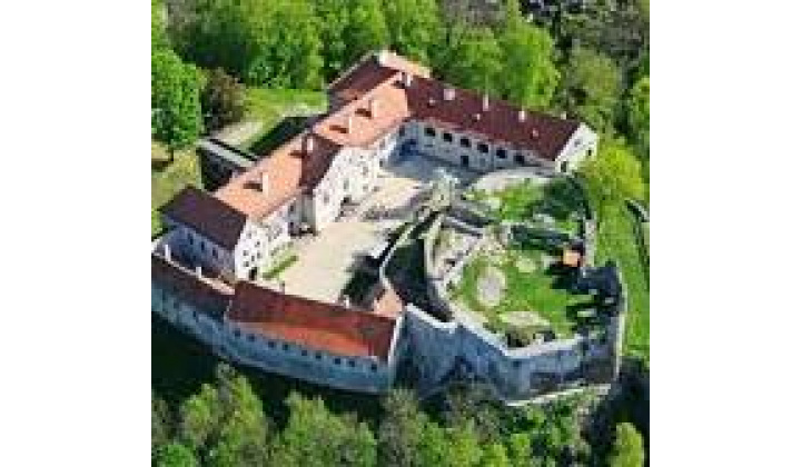 Pozvánka na Hrad Modrý Kameň